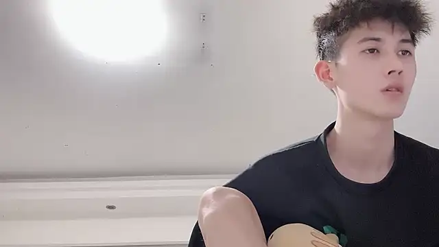 xiaojie2563 online show from 11-04-25, 09:35