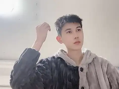 xiaojie2563 online show from 12-03-25, 10:25