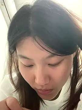 Snapshot of mmm6660 chatting on 10-13-25, 01:56 mmm6660 online show from 10-13-25, 01:56