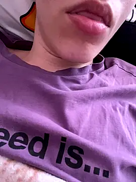 Snapshot of Yammy_AssHole chatting on 10-30-25, 08:12 Yammy AssHole online show from 10-30-25, 08:12