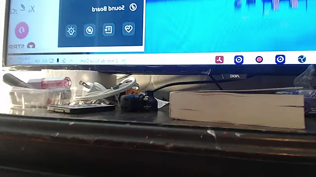 lola foox online show from 10-24-25, 10:47