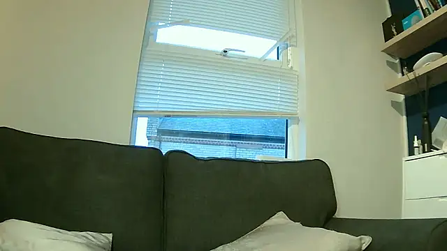 ASAIN VIRGIN ARIA online show from 01-18-26, 04:21