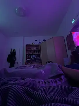 xmilolivex online show from 10-15-25, 05:10