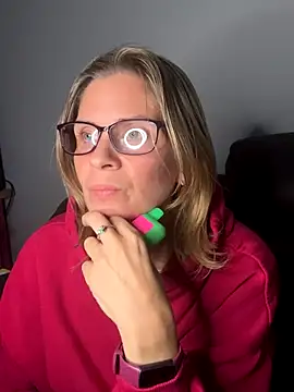 Lexi-Lux-X online show from 10-01-25, 02:49