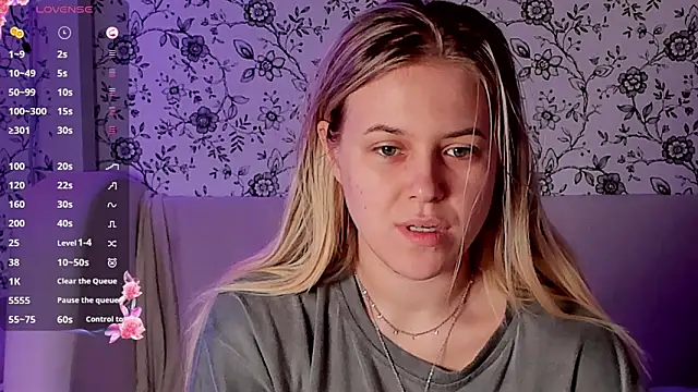 AngelAnty online show from 11-30-25, 01:23