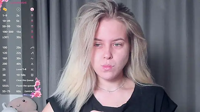 AngelAnty online show from 10-30-25, 03:09