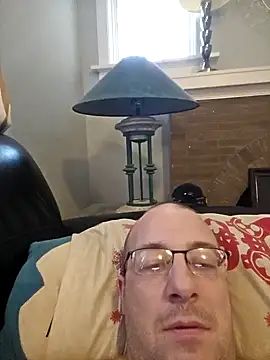 Snapshot of MEAT4urGRILL chatting on 02-25-25, 03:42 MEAT4urGRILL online show from 02-25-25, 03:42