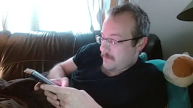 Snapshot of MEAT4urGRILL chatting on 12-01-25, 05:36 MEAT4urGRILL online show from 12-01-25, 05:36