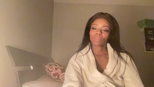 Snapshot of Peachyz69 chatting on 02-15-26, 07:20 Peachyz69 online show from 02-15-26, 07:20