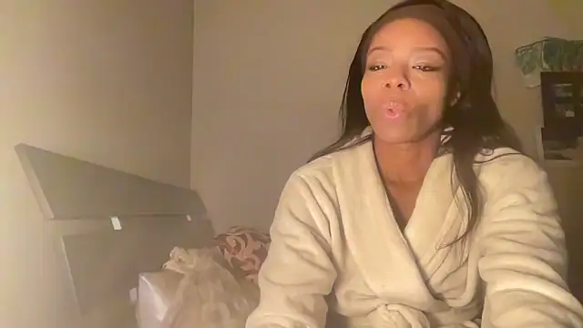 Snapshot of Peachyz69 chatting on 02-01-26, 05:38 Peachyz69 online show from 02-01-26, 05:38