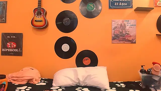 meisevil77 online show from 11-15-25, 01:42