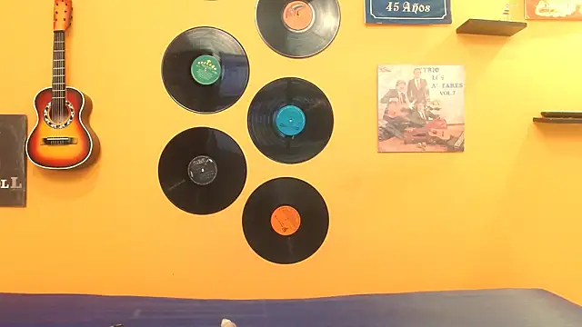 meisevil77 online show from 09-15-25, 02:56