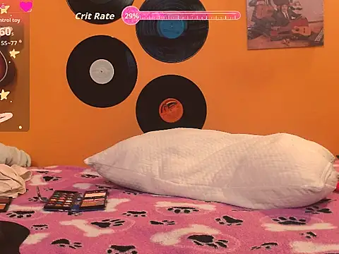 meisevil77 online show from 10-28-25, 02:01