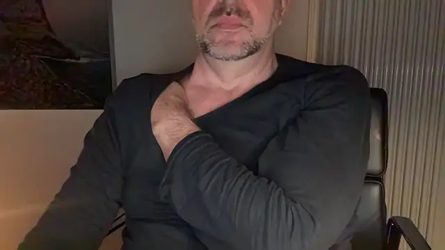 Snapshot of german9inch chatting on 03-10-25, 04:49 german9inch online show from 03-10-25, 04:49