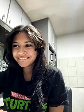 lynn9000 online show from 11-20-25, 05:19