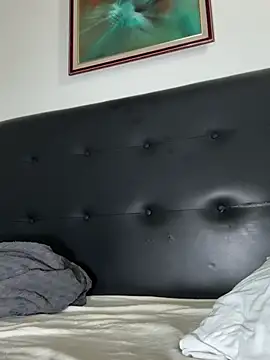 lynn9000 online show from 02-24-26, 06:58