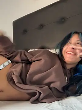 lynn9000 online show from 02-15-26, 07:35