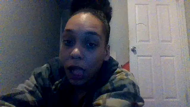 Snapshot of Velvetraexo chatting on 04-03-26, 01:01 Velvetraexo online show from 04-03-26, 01:01