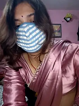 hiddennisha online show from 03-11-26, 06:57