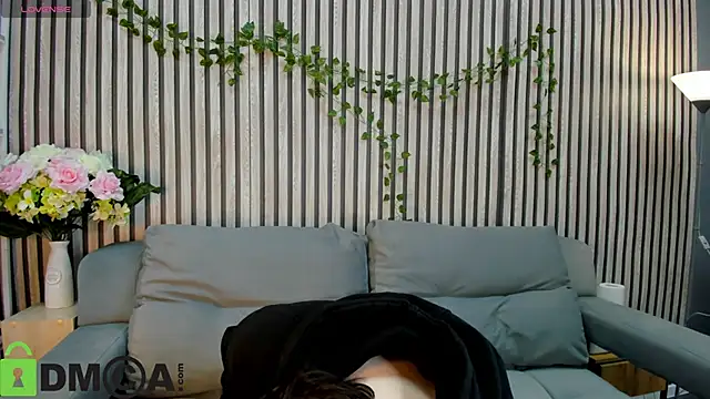 Michele Greenn online show from 11-03-25, 01:11