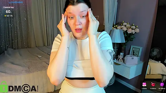 Michele Greenn online show from 10-25-25, 01:27