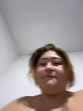 Snapshot of Rouse-Antonella chatting on 10-25-25, 01:23 Rouse-Antonella online show from 10-25-25, 01:23