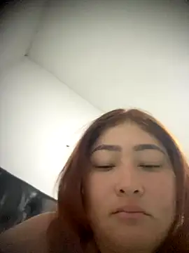 Snapshot of Rouse-Antonella chatting on 09-15-25, 03:23 Rouse-Antonella online show from 09-15-25, 03:23