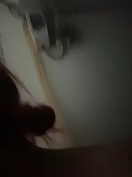 Snapshot of Rouse-Antonella chatting on 11-20-25, 04:02 Rouse-Antonella online show from 11-20-25, 04:02