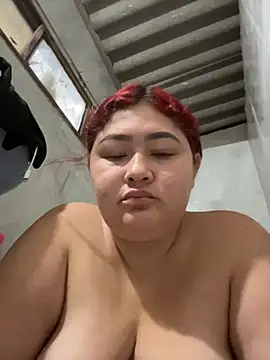 Snapshot of Rouse-Antonella chatting on 12-16-25, 12:31 Rouse-Antonella online show from 12-16-25, 12:31