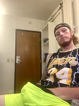 Snapshot of BIGxRED chatting on 09-16-25, 06:31 BIGxRED online show from 09-16-25, 06:31