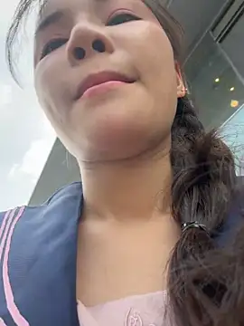 Adora188 online show from 10-17-25, 08:28