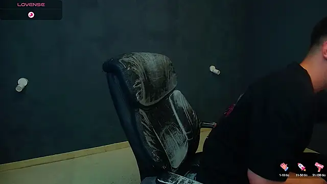 EnzoRace online show from 11-17-25, 05:33