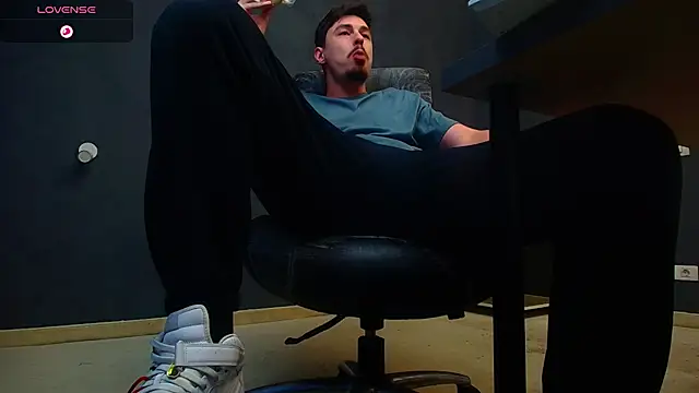 EnzoRace online show from 11-08-25, 05:55