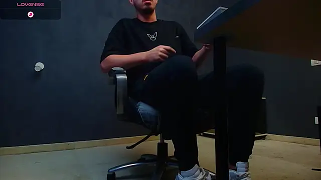 EnzoRace online show from 10-11-25, 05:19