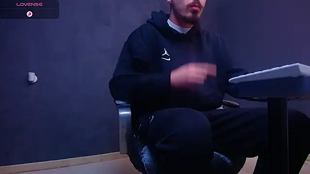 EnzoRace online show from 01-15-26, 06:06