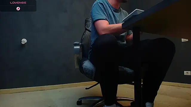 EnzoRace online show from 11-01-25, 05:57