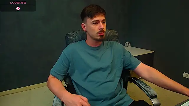 EnzoRace online show from 11-15-25, 05:44