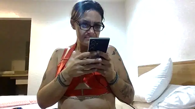 SparklesB1tch online show from 11-08-25, 01:03