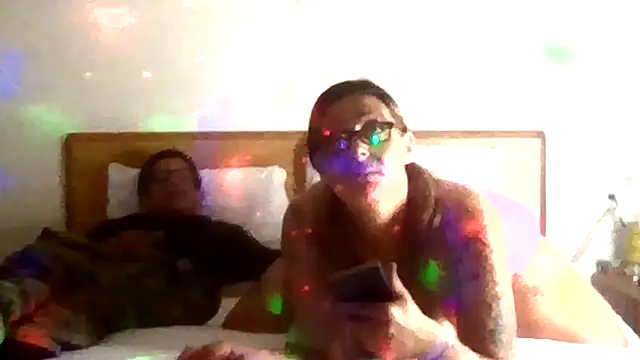 SparklesB1tch online show from 11-17-25, 11:14