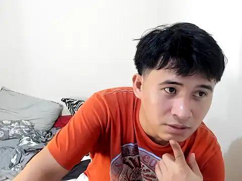 Snapshot of Adim-pinoy146 chatting on 07-07-26, 11:03 Adim-pinoy146 online show from 07-07-26, 11:03