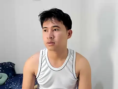 Snapshot of Adim-pinoy146 chatting on 07-20-26, 04:20 Adim-pinoy146 online show from 07-20-26, 04:20