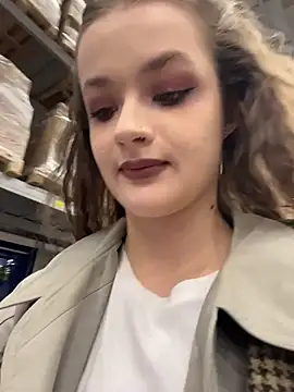 KittyQueeny online show from 10-30-25, 02:25