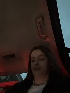 KittyQueeny online show from 10-28-25, 02:05