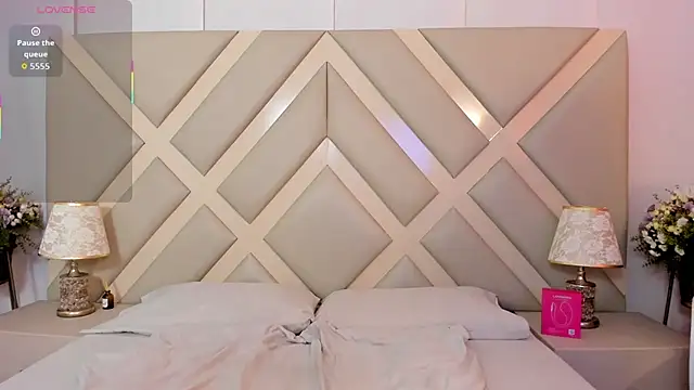 Snapshot of Sarita_Williams_ chatting on 10-30-25, 03:38 Sarita Williams  online show from 10-30-25, 03:38