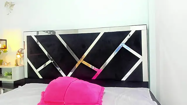 iisabella noa online show from 09-15-25, 12:38