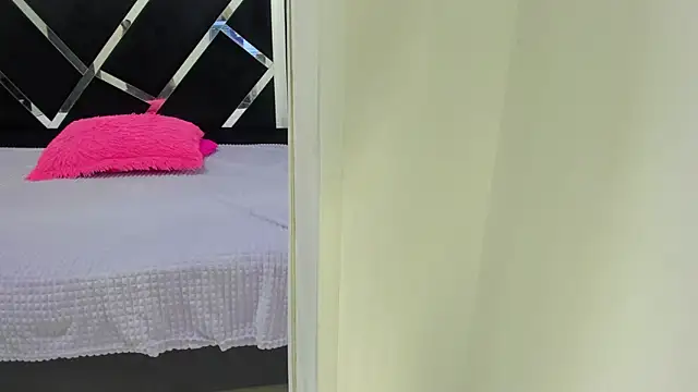 iisabella noa online show from 09-29-25, 01:17