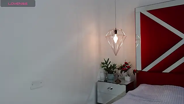 iisabella noa online show from 11-07-25, 08:02