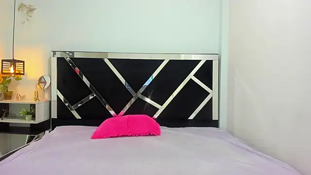 iisabella noa online show from 09-10-25, 12:37