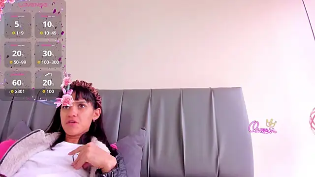 iisabella noa online show from 02-17-26, 12:35