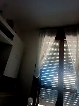 Snapshot of giova17cm chatting on 06-03-26, 02:33 giova17cm online show from 06-03-26, 02:33